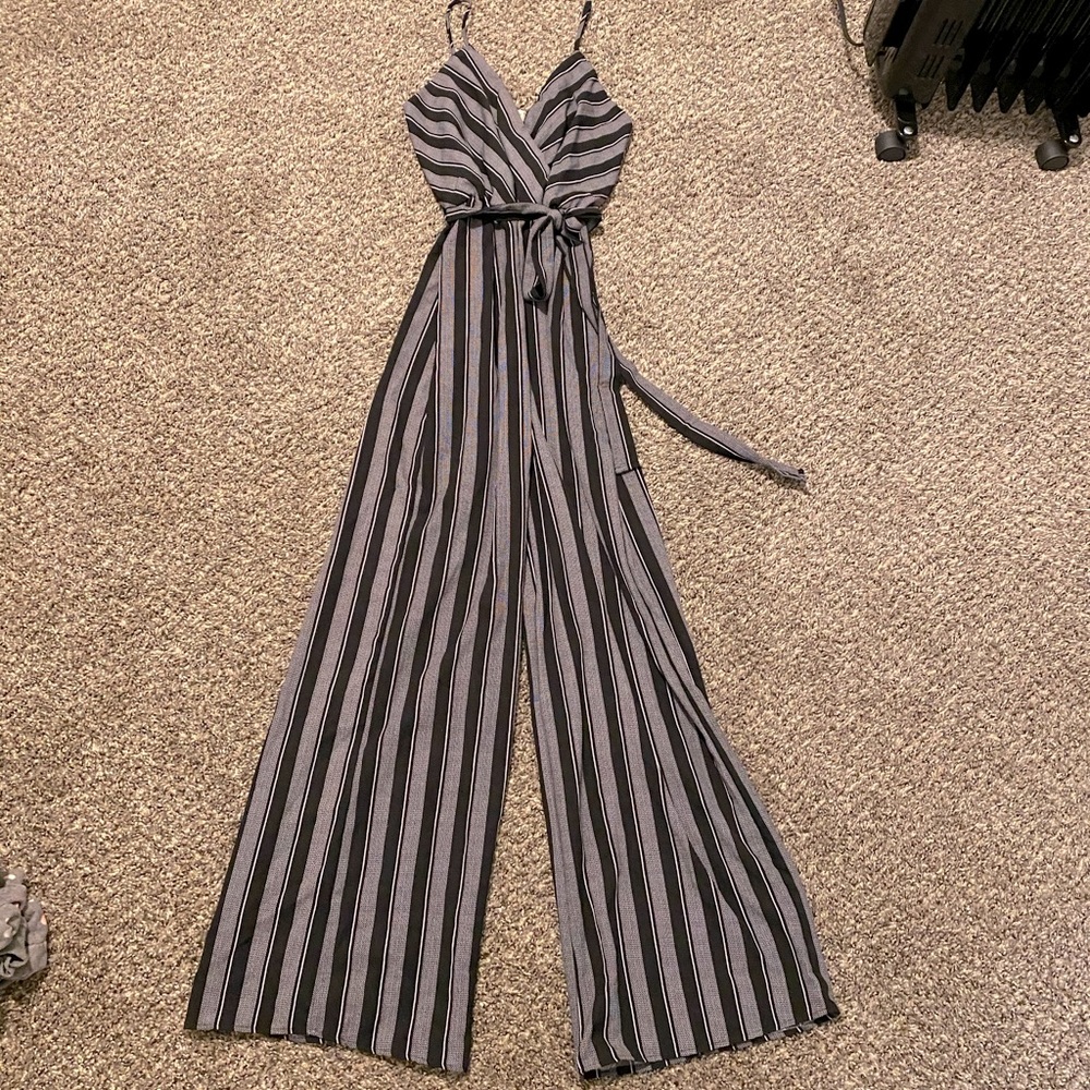Women’s belted Jumpsuit